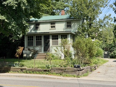 Classic 1930s Gambrel brimming with charm, character, and - photo 1