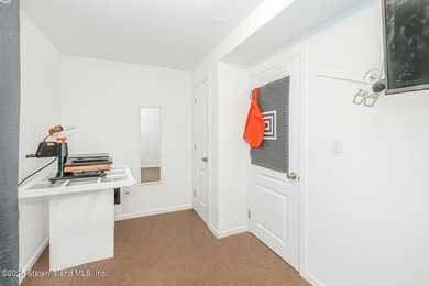 Elm Park Detached 2 Family 5 Bedrooms 2 Full Baths Renovated - photo 12