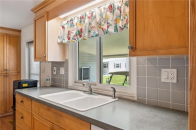 Under contract-accepting backup offers. A SUPER CURB APPEAL - photo 15