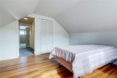 Conveniently located near Lake Ontario, this spacious 3-bedroom - photo 21