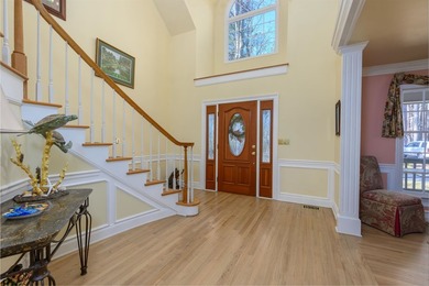 Nestled on a beautiful golf lot overlooking the seventh fairway - photo 6