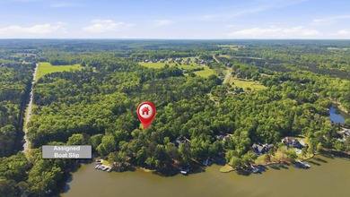 Turnkey. Renovated. Lake views + boat slip! Completely renovated - photo 4