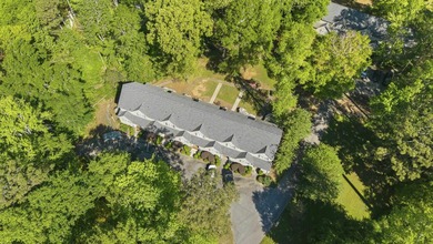 Turnkey. Renovated. Lake views + boat slip! Completely renovated - photo 8