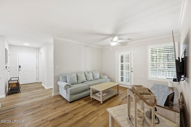 Beautifully updated with thoughtful renovations , this move-in - photo 15