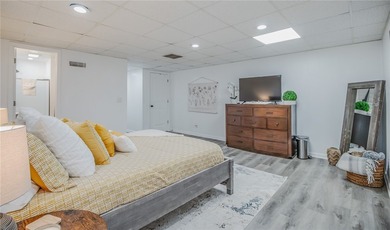 This meticulously remodeled townhouse blends timeless design - photo 18