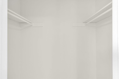 Welcome to this beautifully renovated 2-bedroom, 1.5-bath - photo 20