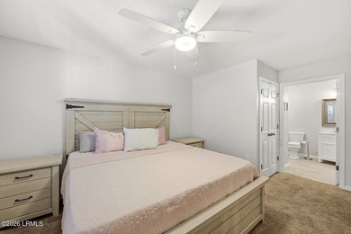 Beautifully updated with thoughtful renovations , this move-in - photo 21