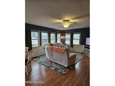Canal front, river views, access to Pasquotank River. Central - photo 22