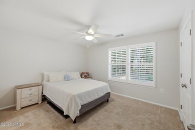 Beautifully updated with thoughtful renovations , this move-in - photo 24