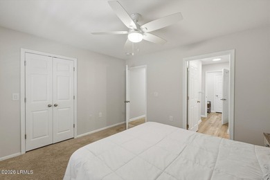 Beautifully updated with thoughtful renovations , this move-in - photo 26