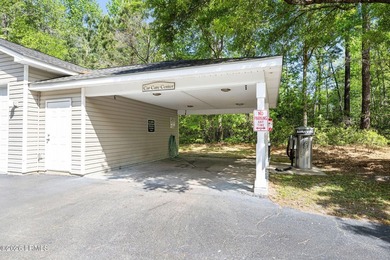 Beautifully updated with thoughtful renovations , this move-in - photo 34