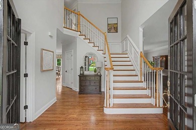 Meticulously maintained by the original owners, this ELEGANT - photo 5