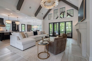 Welcome to THE LUXURY HOME WHERE SOPHISTICATION MEETS EFFORTLESS - photo 7