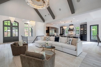 Welcome to THE LUXURY HOME WHERE SOPHISTICATION MEETS EFFORTLESS - photo 9