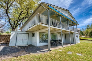 Set within the coveted Blue Lake Estates of Horseshoe Bay, this - photo 13