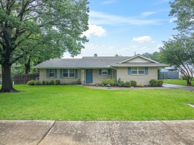 Lake Home For Sale in Ennis, Texas