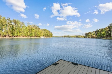 A RARE OPPORTUNITY TO OWN 4.2-ACRE LAKEFRONT ESTATE WITH OVER - photo 3