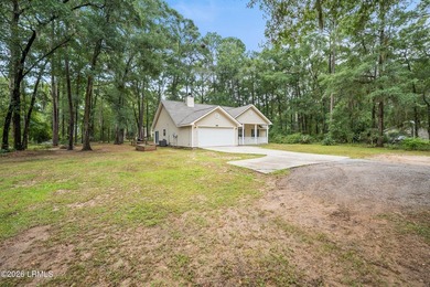 Welcome to the Lady's Island home you've been looking for! - photo 28