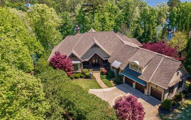 A RARE OPPORTUNITY TO OWN 4.2-ACRE LAKEFRONT ESTATE WITH OVER - photo 8