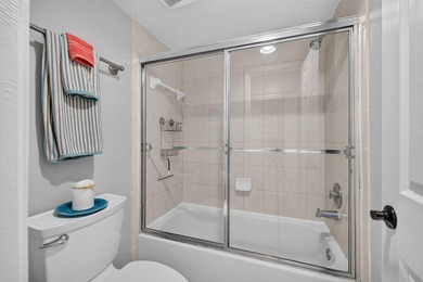 Beautiful 2-bedroom, 2-bath Catamaran I furnished condo with - photo 32