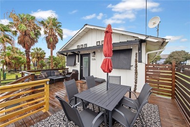 Attention BUYERS: This fully furnished 3-bedroom, 3-bath home - photo 2