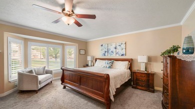 Nestled in a peaceful cul-de-sac, this beautifully updated home - photo 15