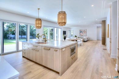 Tucked away on a quiet cul de sac in the desirable Hunt Club - photo 16