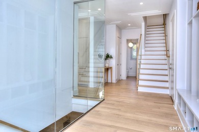 Tucked away on a quiet cul de sac in the desirable Hunt Club - photo 21