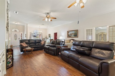 Custom-built, one owner home in beautiful Hideaway Lake, Texas - photo 23