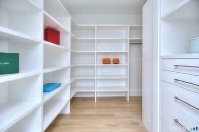 Tucked away on a quiet cul de sac in the desirable Hunt Club - photo 27