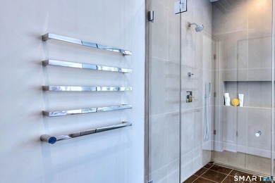 Tucked away on a quiet cul de sac in the desirable Hunt Club - photo 29