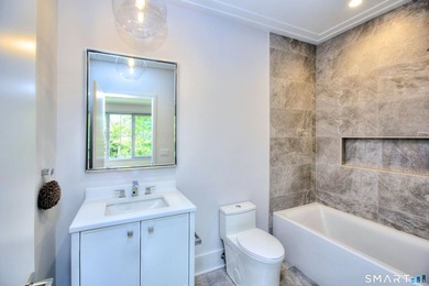 Tucked away on a quiet cul de sac in the desirable Hunt Club - photo 31