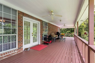 Custom-built, one owner home in beautiful Hideaway Lake, Texas - photo 31