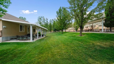 Nestled in a peaceful cul-de-sac, this beautifully updated home - photo 36