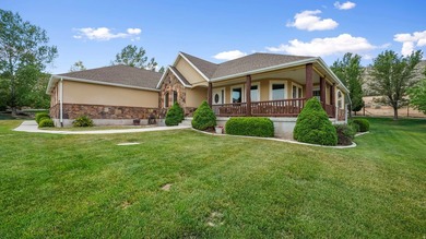 Nestled in a peaceful cul-de-sac, this beautifully updated home - photo 43
