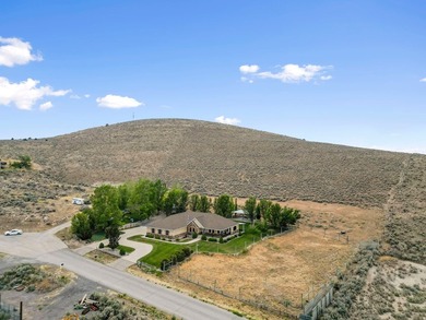 Nestled in a peaceful cul-de-sac, this beautifully updated home - photo 45
