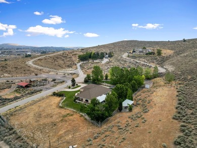 Nestled in a peaceful cul-de-sac, this beautifully updated home - photo 49