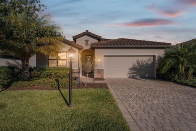 (private lake, pond, coastal) Home Sale Pending in Lakewood Ranch Florida