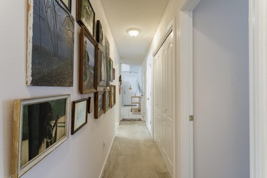 Located in the heart of Destin, within a few miles from the - photo 11