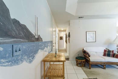 Located in the heart of Destin, within a few miles from the - photo 14