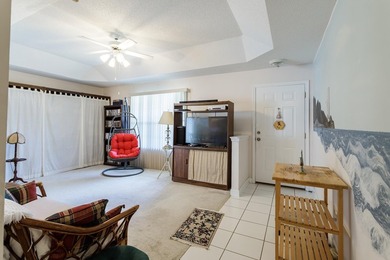 Located in the heart of Destin, within a few miles from the - photo 20