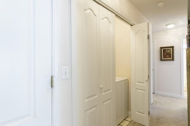Located in the heart of Destin, within a few miles from the - photo 28