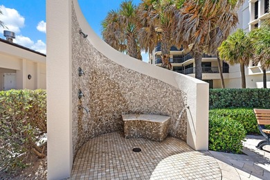Wake up to panoramic ocean views from this beautifully appointed - photo 33