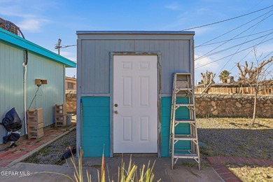 Charming and well-maintained property offering a 3-bedrooms with