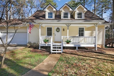 BRAND-NEW SEAWALL AND A NEWLY BUILT DOCK! Lakefront Luxury - photo 4