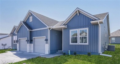 (private lake, pond, creek) Townhome/Townhouse Sale Pending in Lees Summit Missouri