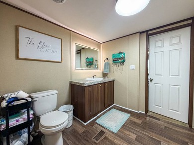 Welcome to ideal rural living and modern convenience with this - photo 20