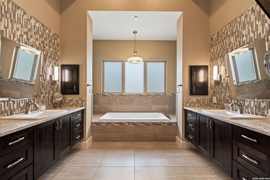 Perched to capture breathtaking views over a nature preserve - photo 20