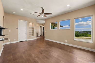 Perched to capture breathtaking views over a nature preserve - photo 26
