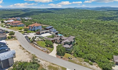 Perched to capture breathtaking views over a nature preserve - photo 36